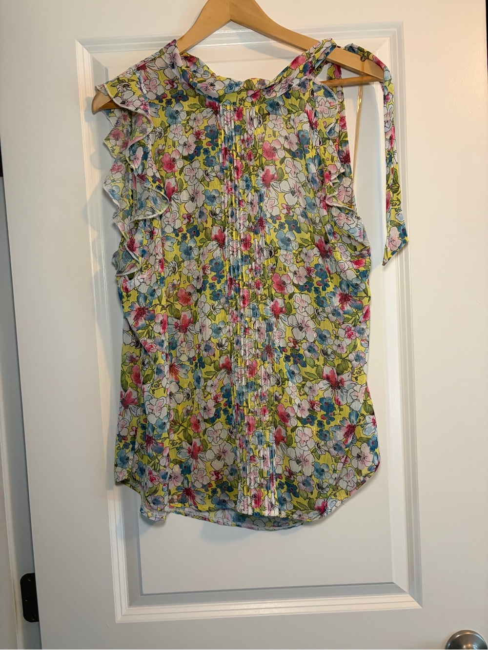 Kut from the Kloth | Floral Ruffle Tie-Neck Sleeveless Blouse - Multicolor